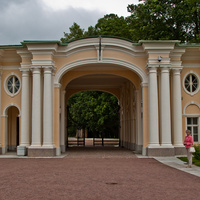 Северные ворота Большого Меншиковского дворца