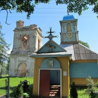 Две  церкви Святого Николая Угодника старая и новая