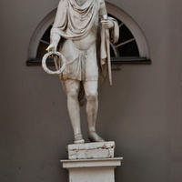 Статуя на Аничковом дворце