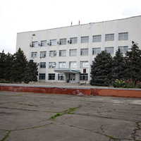 Константиновск. Центральная площадь и администрация