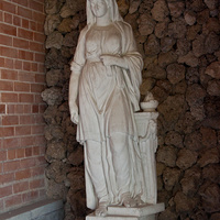 Статуя в нише Камероновой галереи