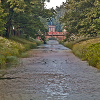 Канал в парке