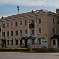 Улица Гагарина, 2