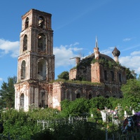 Храм Рождества Пресвятой Богородицы в селе Шаготь. (не ранее 1790г.) фото 2012года.