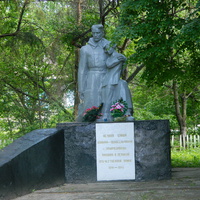 Пам'ятник воїнам, що загинули у війні 141-1945 років