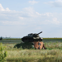 Памятник в честь воинов 96-ой танковой бригады имени Челябинского комсомола (село Каменка)