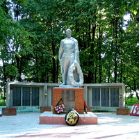 Памятник на братской могиле 491 воина
