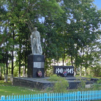 Памятник Воинской Славы в селе Крапивное