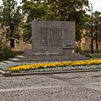 Памятник морякам-подводникам