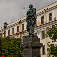 Памятник Пахтусову