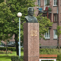 Памятник Кирову