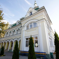 Административное здание Свято-Троицкого храма