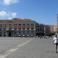 Пьяцца-дель-Плебисцита или Площадь Муниципалитета