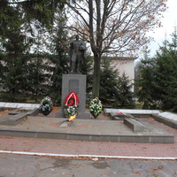 Тросна. Памятник погибшим во время Великой Отечественной войны.