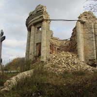 Руины Троицкой церкви в Пятой Горе