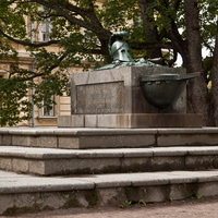 Крепость Свеаборг. Могила шведского короля Августина.