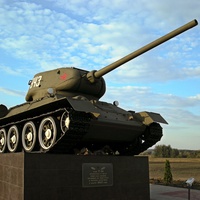 Танк Т-34 при въезе в пос. Борисовка