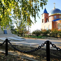 Мемориал и церковь