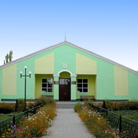ДК и библиотека в селе  Лаптевка