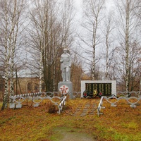 Памятник павшим в Великой Отечественной  войне.