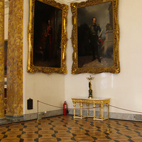 Портретный зал в Александровском дворце