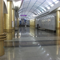 Ст. метро Международная.
