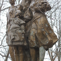 Обоянь. Скульптура советского периода.
