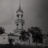 Покровская церковь с. Александровское. Воздвигнута в 1819 году.Закрыта в 1939 году, в 1956- 1957 годах обрушен купол.