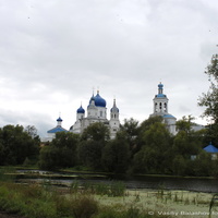 Боголюбово, Свято-Боголюбский женский монастырь.