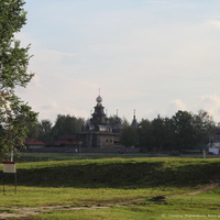 Суздаль. Панорама на церковь Преображения, музей деревянного зодчества