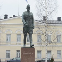 Миккели, памятник   Карлу Густаву Эмилю Маннергейму.