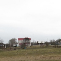 Вид на деревню со стороны дороги.