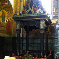 Сень под местом гибели Александра II в храме Спаса-на-Крови