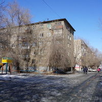 На Новотроицком шоссе.