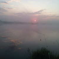 тихий ранок біля озера
