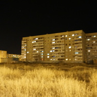 На проспекте Ленина жилые дома.