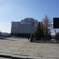 Драматический  театр города.