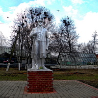 Памятник В.И.Ленину в поселке Прохоровка