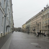 Малая Конюшенная-пешеходная улица