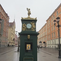 Санкт-Петербург. Часы-барометр на Малой Конюшенной улице