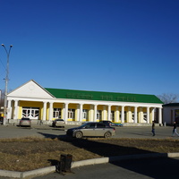 На площади Шевченко.