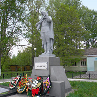 Братская могила 239 советских воинов