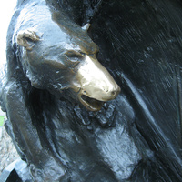 Фрагмент памятника адмиралу Макарову