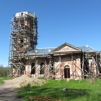Свято-Троицкая церковь на реставрации, другой ракурс