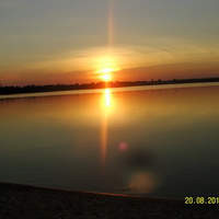 На пляже Святого озера перед закатом