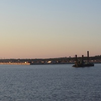 Рассвет. Вид  с дамбы на акваторию Кронштадта