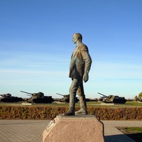 Памятник В.М. Клыкову