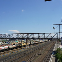 Вид на перон ст. Никель с высоты пешеходного моста.2015 год.