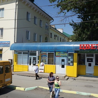 На улице Строителей.