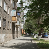 На Васнецова.